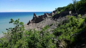 Chimney Bluffs Krasts