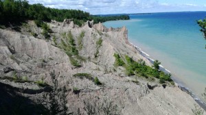 Chimney Bluffs Krasts