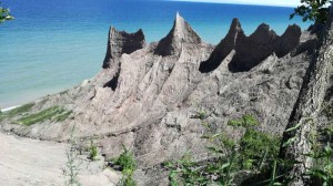 Chimney Bluffs Krasts